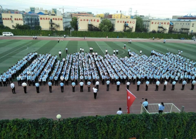 当代大学生的职业出路在哪里？