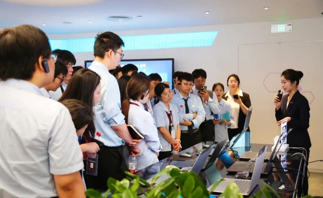 北京八维研修学院：掌握硬核技能，就是给孩子铺好就业路