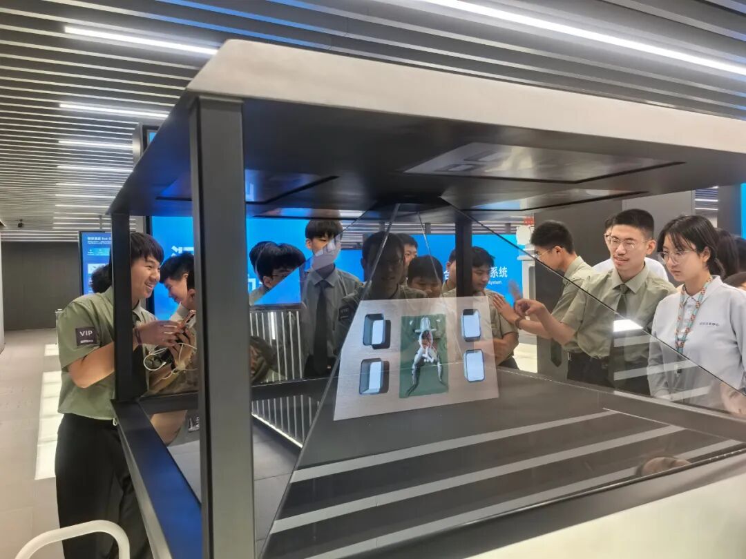 北京八维研修学院：巨头大厂争相布局，一波新职业疯狂来袭！