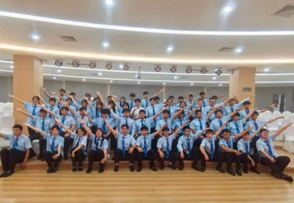 北京八维研修学院：揭秘职业教育的三大硬核优势！