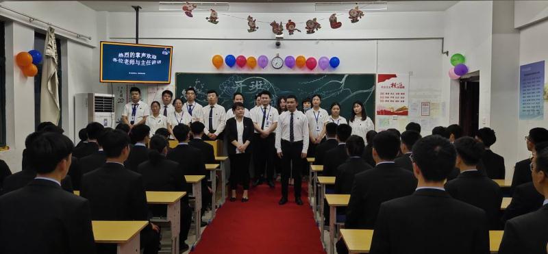 北京八维研修学院：学生为什么要学习通识教育？